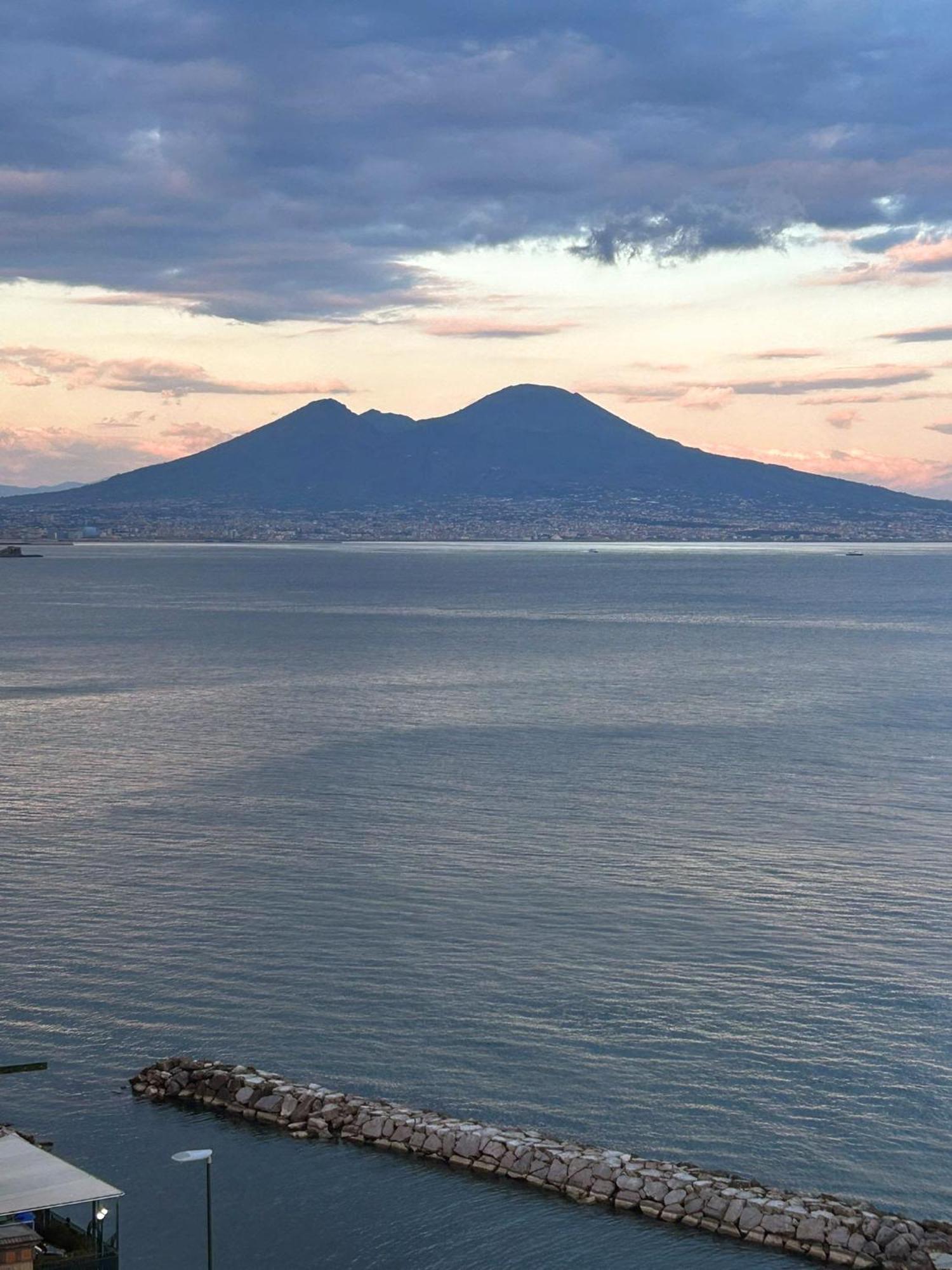 Modern Hospitality Naples Exclusive Stay Екстер'єр фото